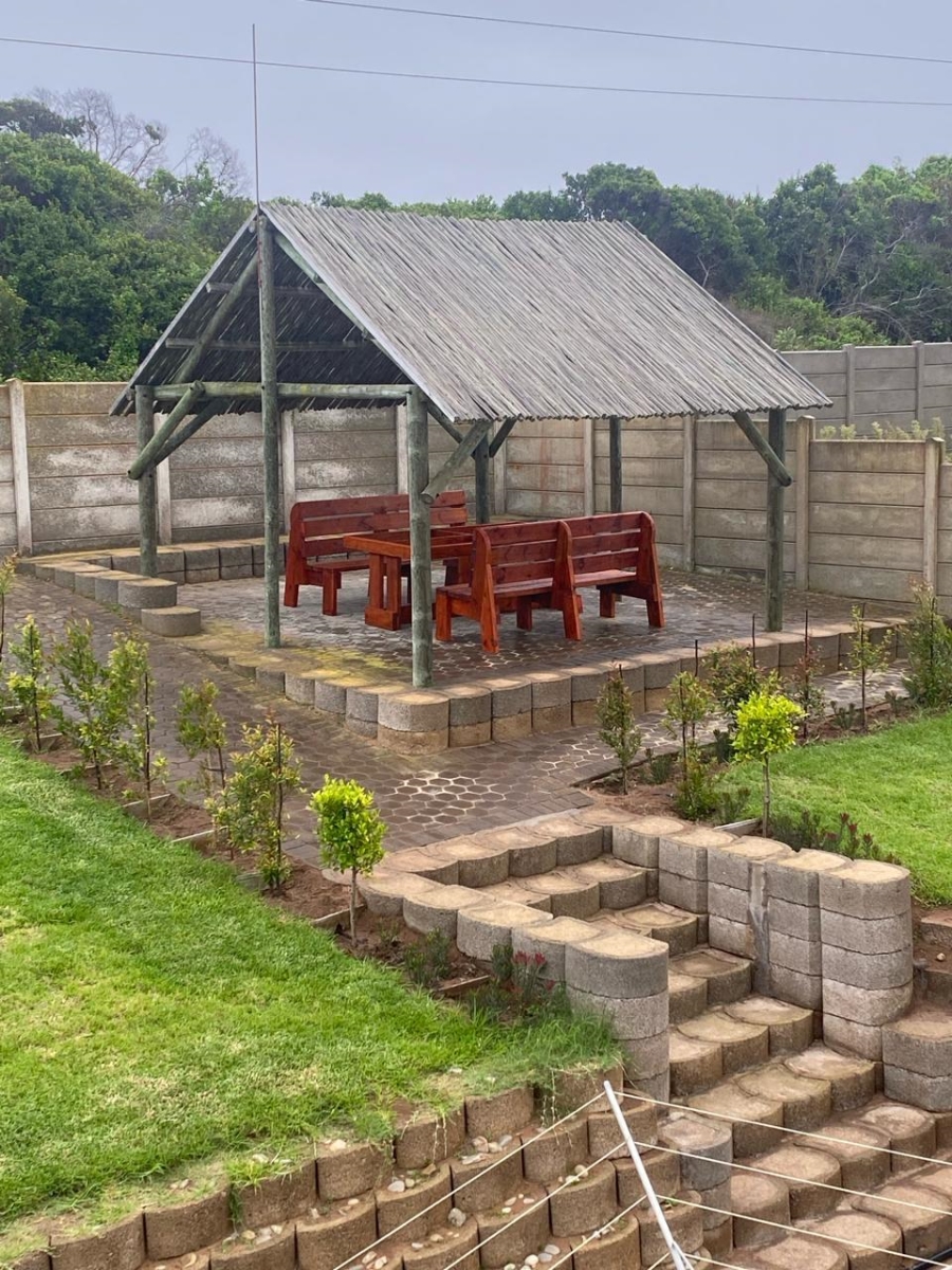 4 Bedroom Property for Sale in Jongensfontein Western Cape